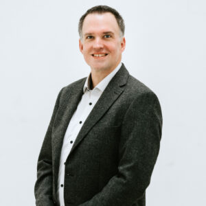 A portrait of Dr. Steve Gotzen, Manufacturing & QM Expert/QMB at PL BioScience.